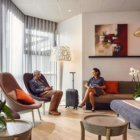 Novotel Centre Bercy 4*