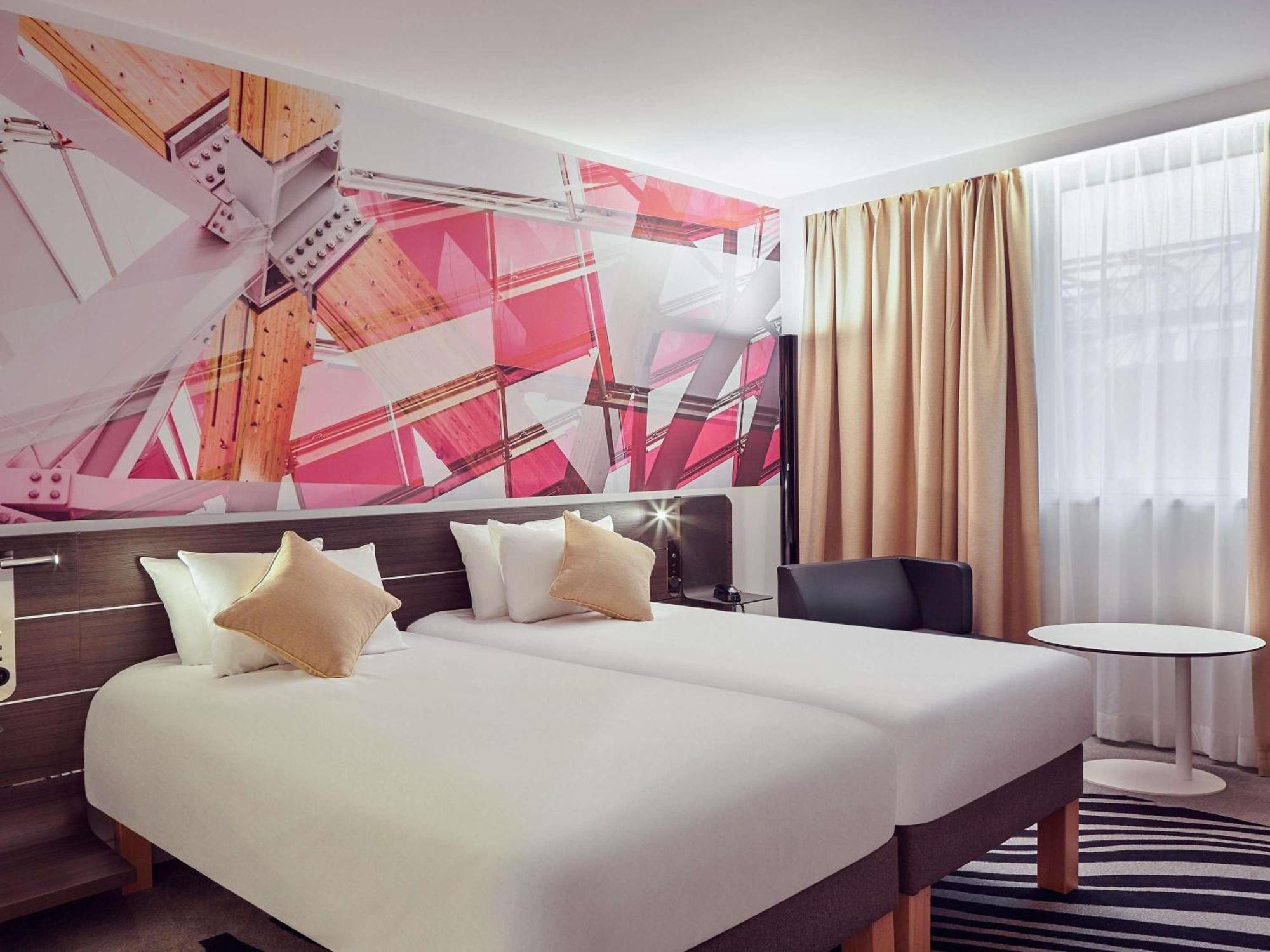 Novotel Centre Bercy 4*